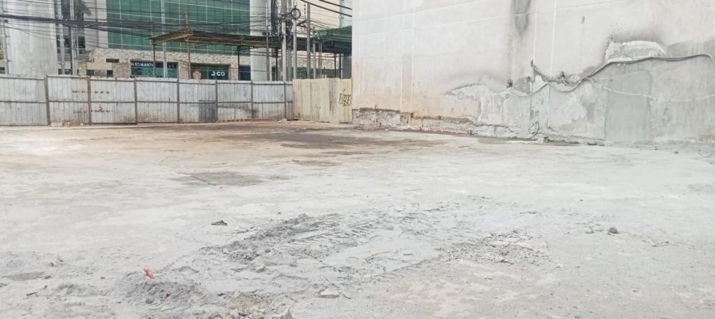 Commercial Lot for Lease  in Quezon City